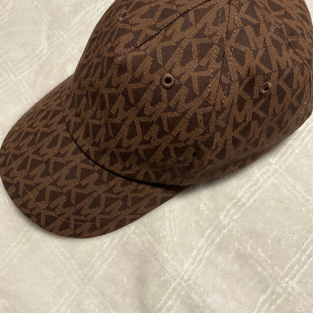 MK Brown Patterned Cap - Picture 2 of 6